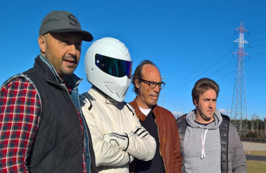 Top Gear infiamma l’aeroporto di Cerrione