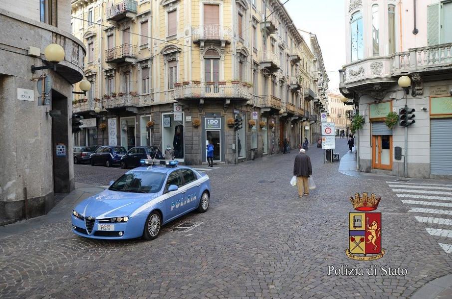 Ubriaco da non reggersi in piedi