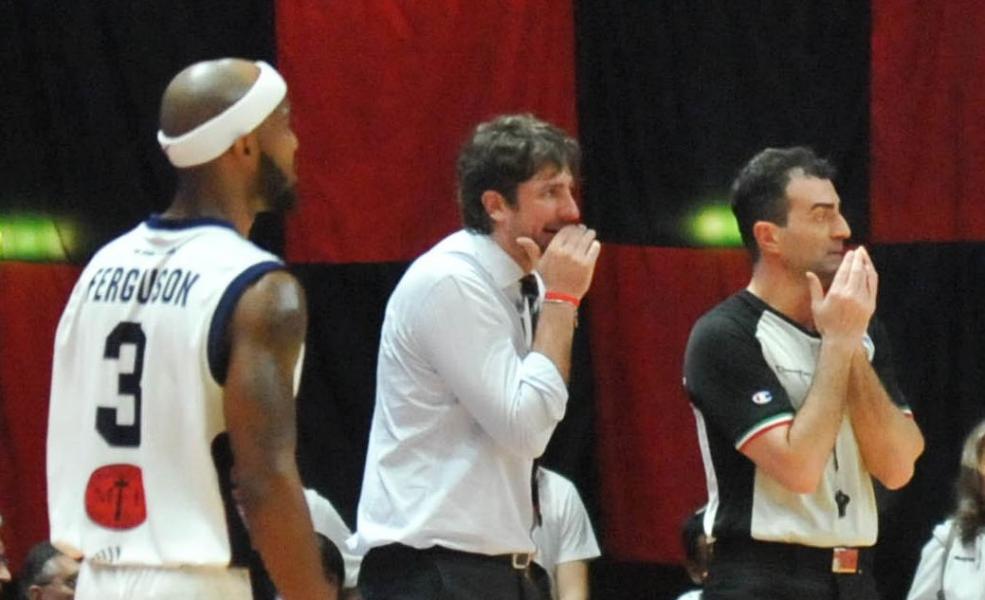 La Viola interrompe la corsa dell’Angelico, l’ultimo tiro non entra: 78-79
