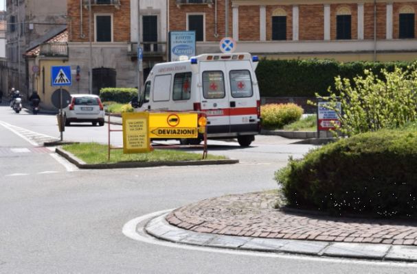 Viabilità a Biella: via Carso “dimezzata”