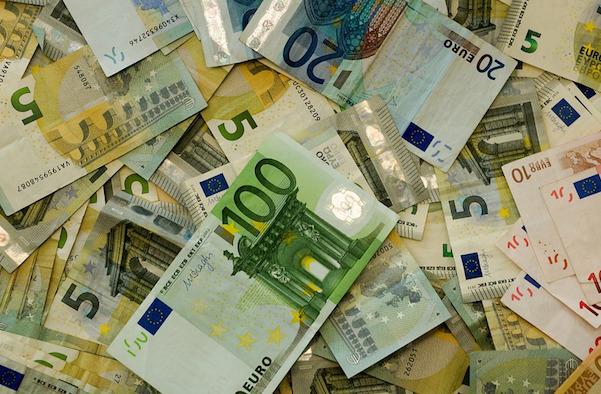 A fine mese le bollette dei rifiuti