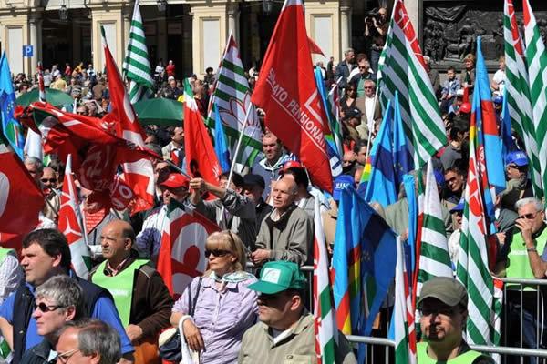 Il Primo maggio tra cortei e feste