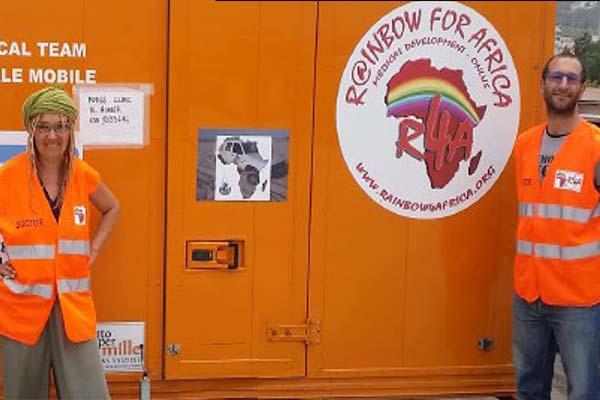 «Noi due, a Lesbo a curare i migranti»