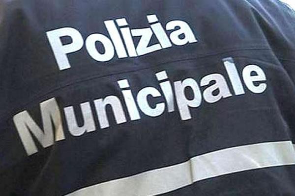 Segnalate delle auto abbandonate