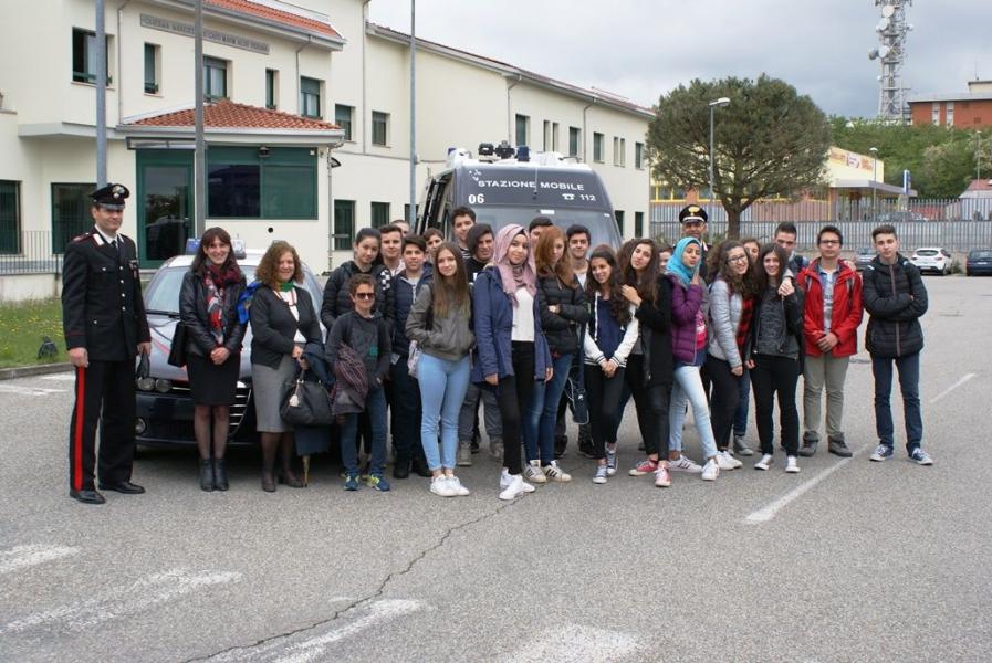 Studenti dell’Itis dai carabinieri