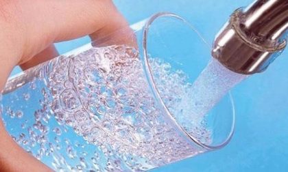 Bollette dell’acqua giù del 4 per cento