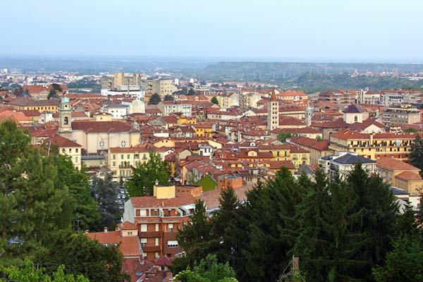 Turismo travolto dal Covid: il Piemonte ha perso metà di arrivi e presenze