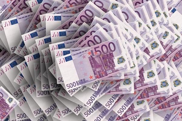 Furto da 6mila euro al bar