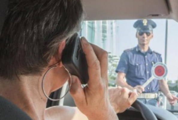 Blitz della Polizia alla festa abusiva. 17 denunciati