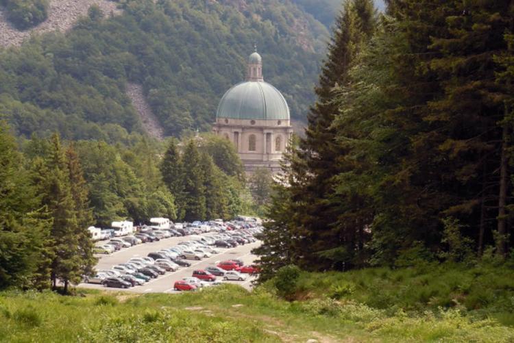 Massi sulla Busancano, chiuso il sentiero