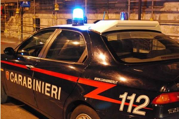 Giovane brasiliano importuna una ragazza poi aggredisce il fidanzato