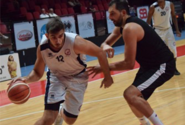 Hall strappa applausi, l’Angelico vince