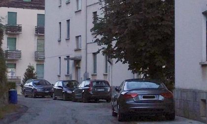 La trovano morta in casa dopo mesi