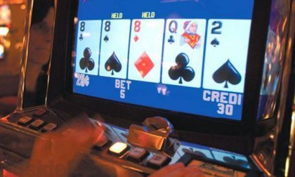 A Mongrando giro di vite contro i videopoker