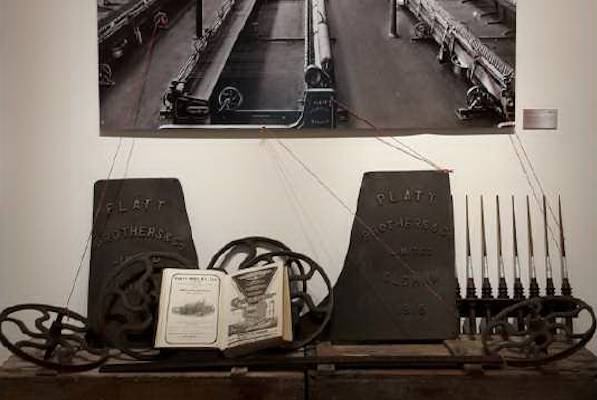 Archivi tessili: dal film Lora Totino al Fabric N° 1 Zegna