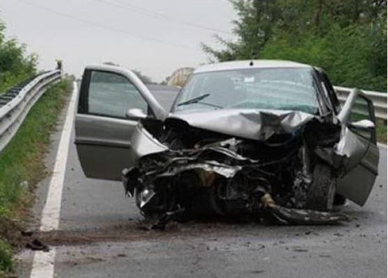 Due coniugi morti e una ferita grave