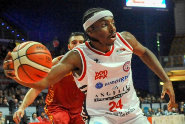 Una grande Angelico domina a Latina