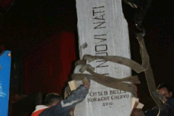 Una stele e 400 piantine per i nuovi nati