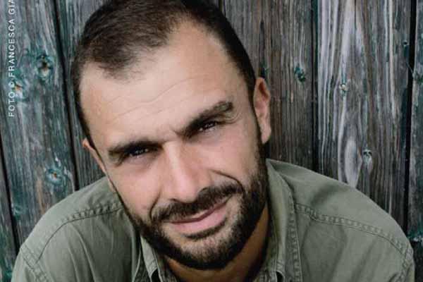 «Felicità è accettare le nostre stranezze»