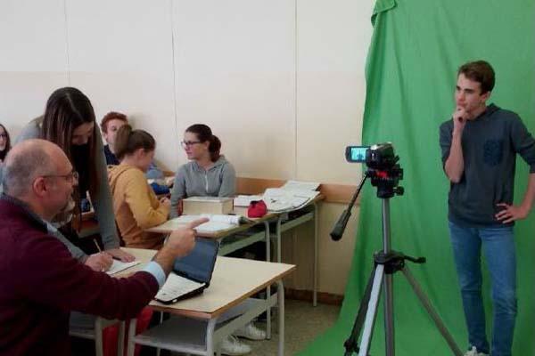 «Professore, guardi più film e legga meno»