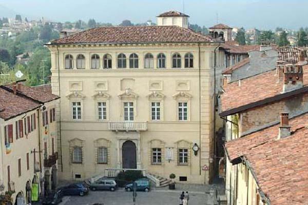 Palazzo Cisterna potrà ospitare anche uffici di privati