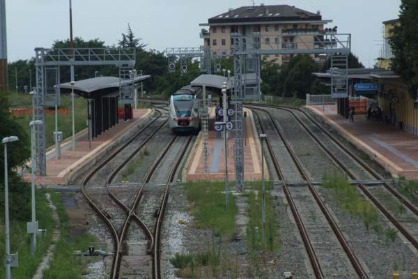 Elettrificazione linea ferroviaria Biella-Santhià, protesta pendolari
