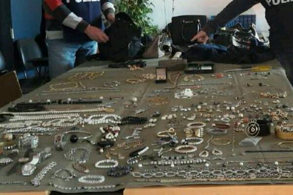 In cella ladro di gioielli fermato sul suv rubato a Biella