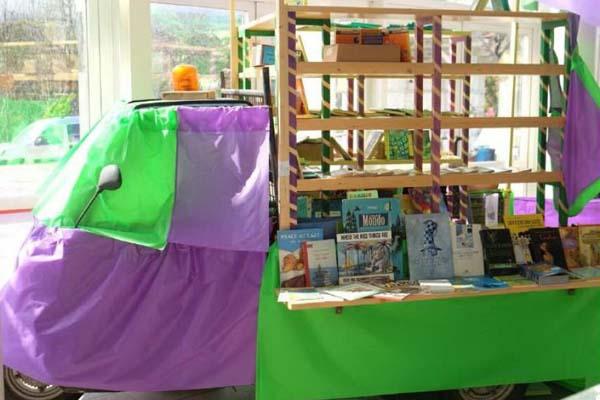 In Valle Elvo i libri viaggiano su tre ruote