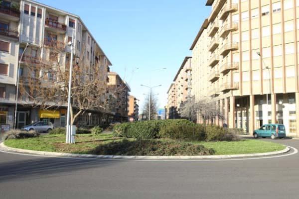 Chiude per un mese viale Roma