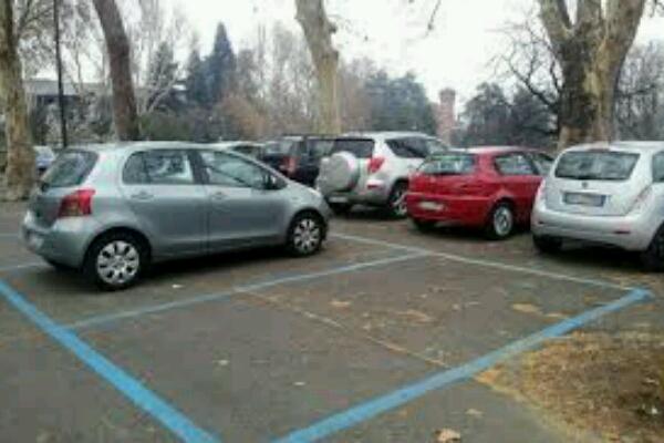 Via La Marmora, 25 nuovi posti auto