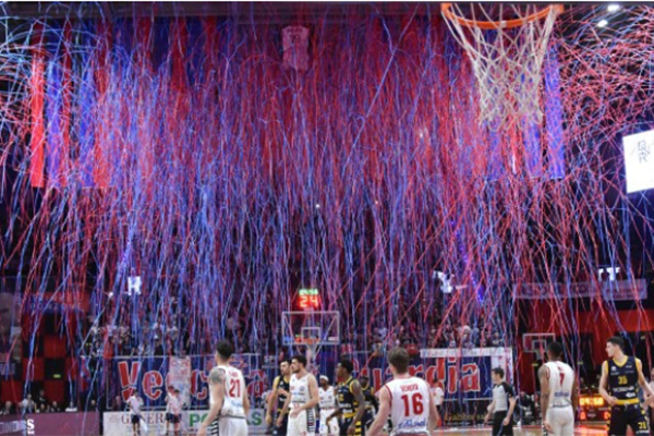 Angelico, al Forum non si passa!