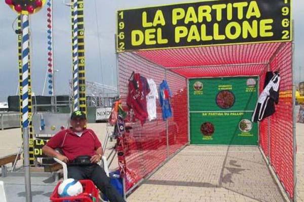 Giostraio forse ucciso da un violento colpo alla testa