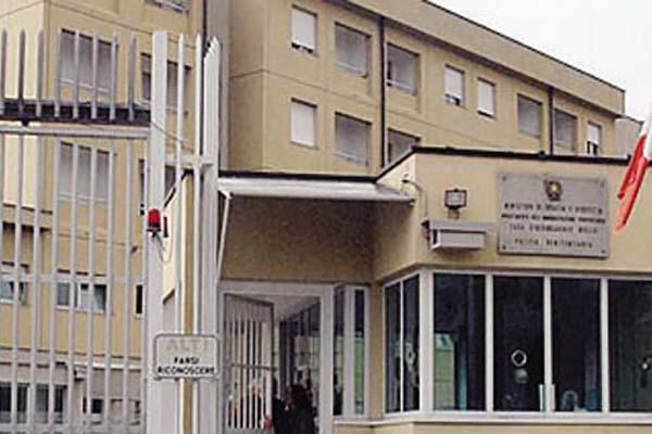 Minacce e lesioni alla ex, in carcere