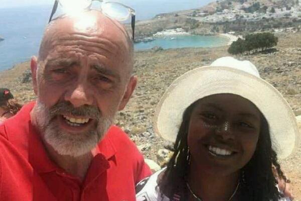 Scampati al terremoto in Grecia