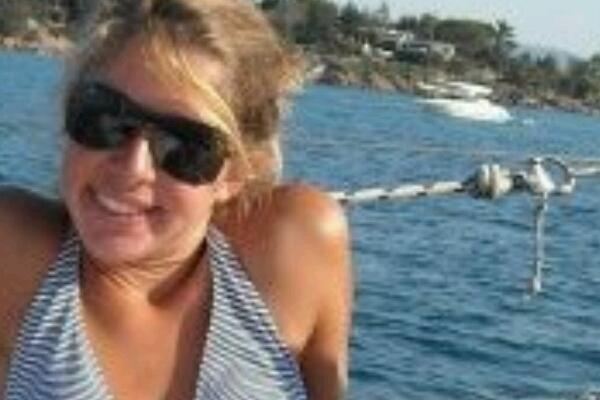 Domani i funerali di 24enne annegata