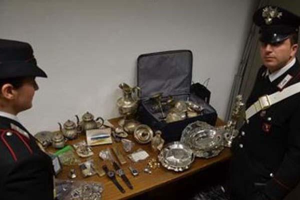 Furti in casa e droga: dieci arresti