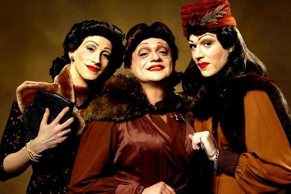 Teatro e musica con Noi Cantando e le sorelle Marinetti