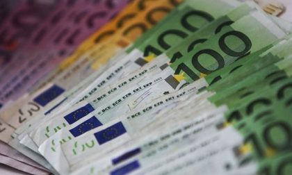 Ubriaco scappa all’alt poi si schianta col suv