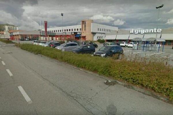 Travolto sulle strisce, grave a 43 anni