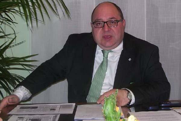 Il sindaco di Cossato: «Se qualcuno vuole, si candidi con noi»