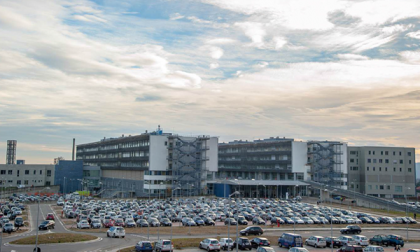 Parcheggio dell'ospedale, niente sosta a pagamento in territorio di Biella