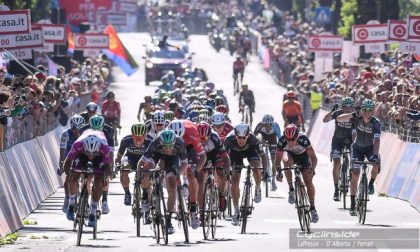 Il Giro d'Italia stamattina fa tappa a Ciriè