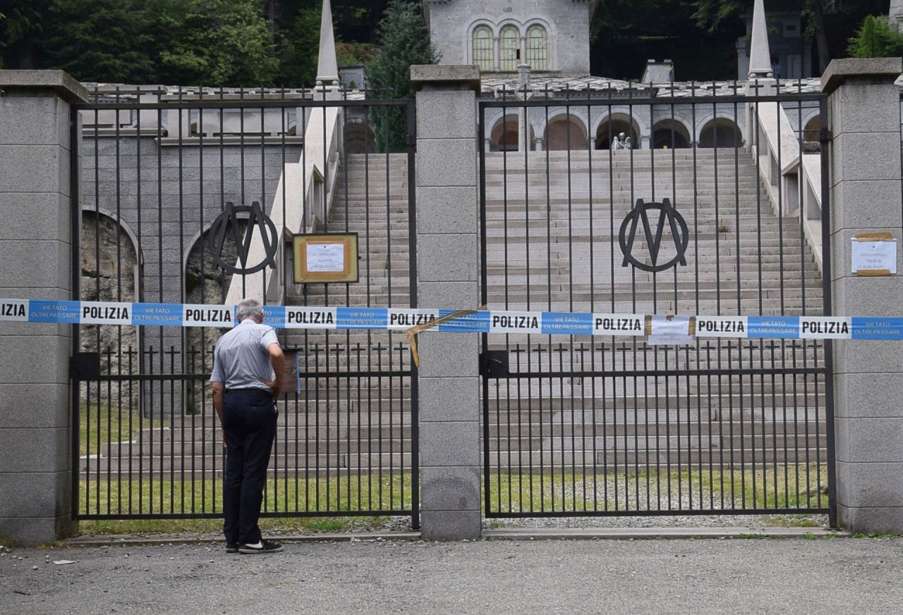 Sequestrato il cimitero di Oropa devastato dai satanisti