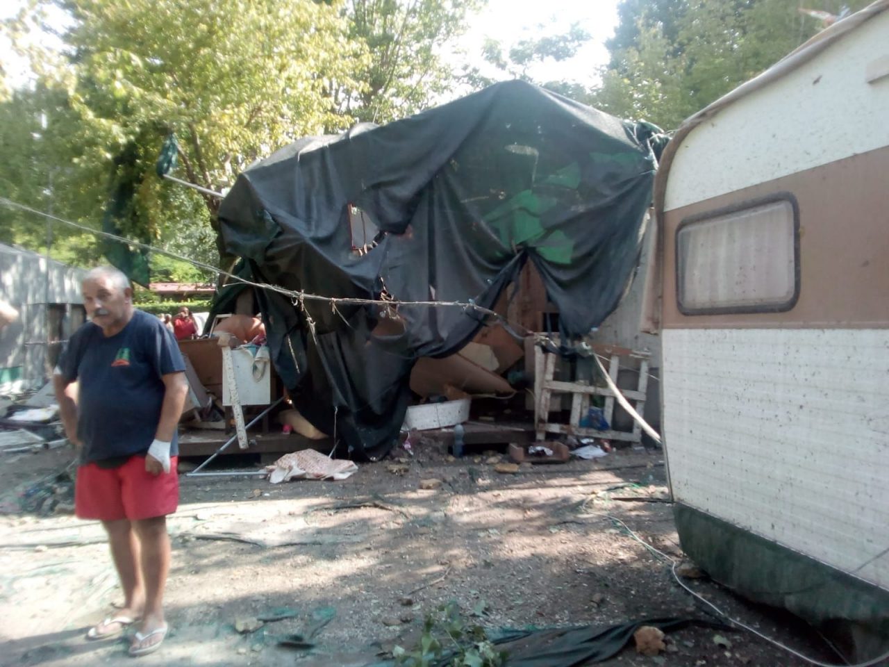 Esplode boiler in campeggio: «Vivo per miracolo»