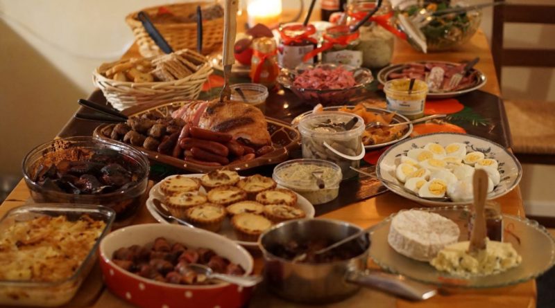 “Vola” l’economia dei consumi di Natale nel Biellese