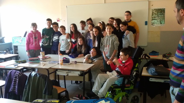 Nicole Orlando in visita alla scuola di Cossato