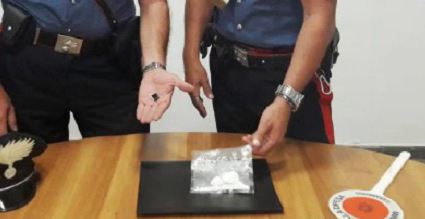 Cocaina pura nascosta nelle mutande