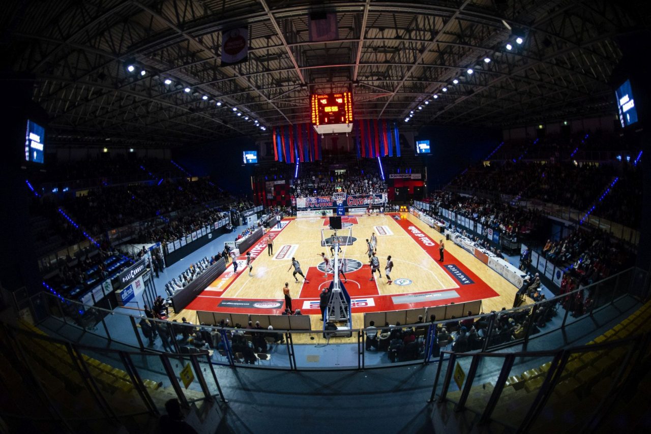Al Forum tampone rapido per assistere alle partite rossoblú