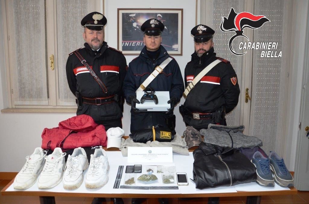 Rapina da “arancia meccanica”: scarcerati in due