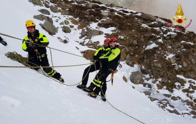 Travolti da valanghe, Vigili del fuoco si esercitano